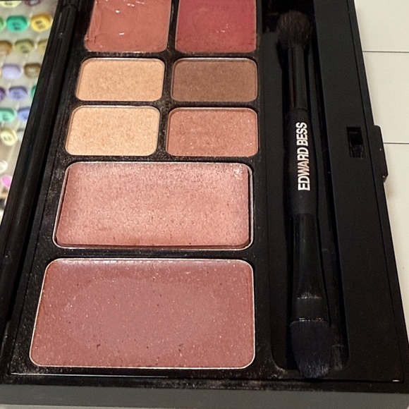 Edward Bess back to basics palette - Picture 3 of 6